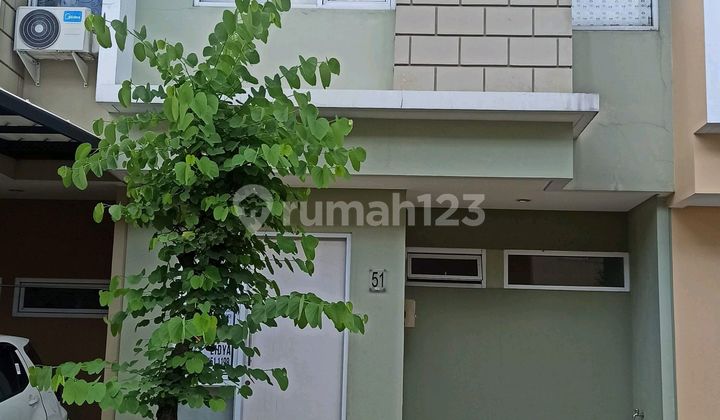 Rumah 2 Lantai Dijual Dekat Dengan Mall Sms, Sekolah Stella Maris, Dan Pasar Modern di Virginia Village, Jl. Hampton No.51, Curug Sangereng, Kelapa Dua, Tangerang, Banten, Indonesia, 15810, Gading Serpong Virginia Village