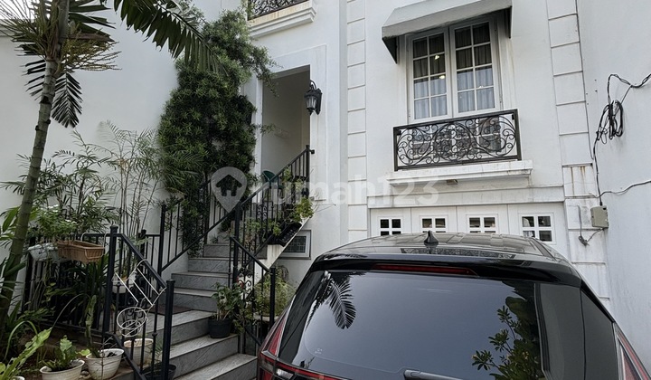 Dijual Rumah Classic Modern Siap Huni Lokasi Strategis Di Bintaro Jakarta Selatan 2