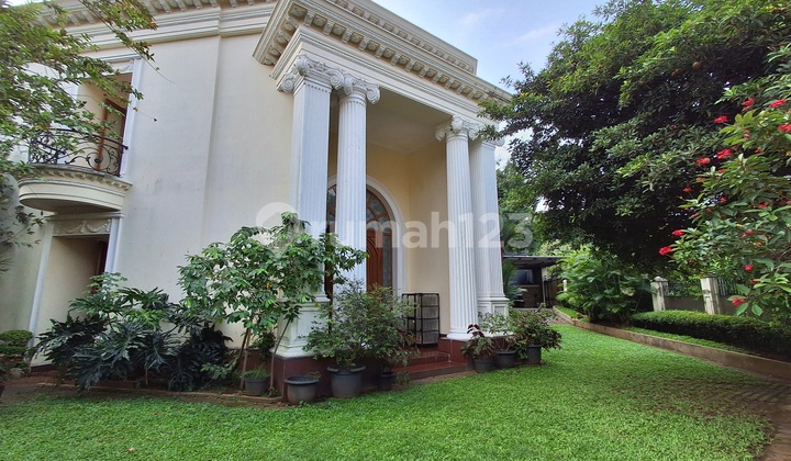 Dijual Cepat Rumah Mewah Gaya Classic Siap Huni Ada Kolam Renang Di Pondok Indah Dekat Jis Dan Pim