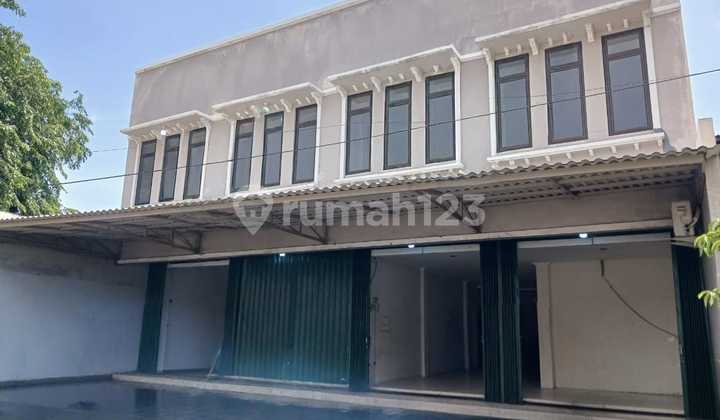 Ruko Gandeng Ada 2 Unit Lokasi Depan Jalan Raya Agus Salim Bekasi Timur