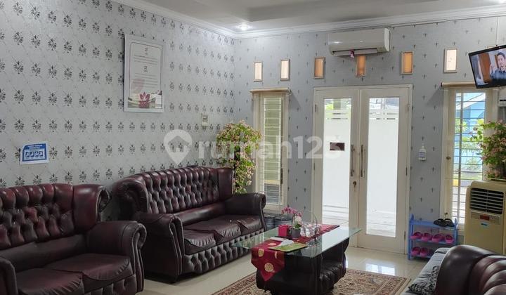 Rumah Luas Dekat Mall di Taman Galaxy Bekasi Rumah Luas Dekat Mall di Taman Galaxy Bekasi