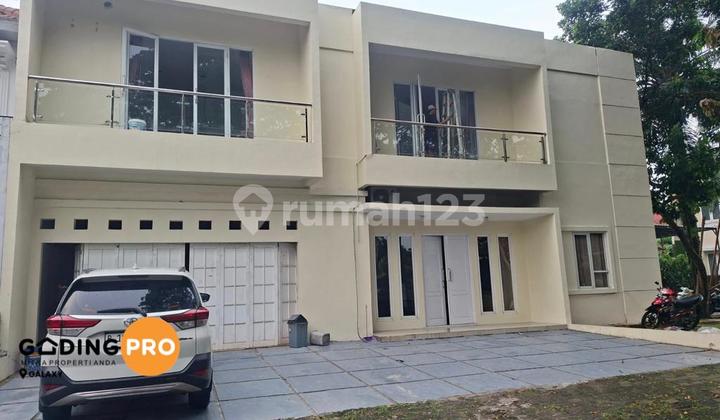 Spacious 400m House Fully Furnished De Latinos 6+1 Bedrooms