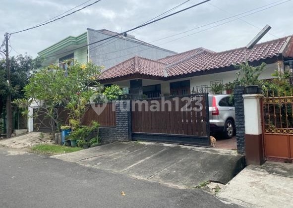 Rumah Luas Kav DKI Duren Sawit, Jakarta Timur Lokasi Bebas Banjir 1