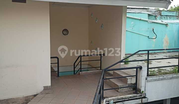 Rumah Luas 322M2 Raffles Hills Cibubur 2