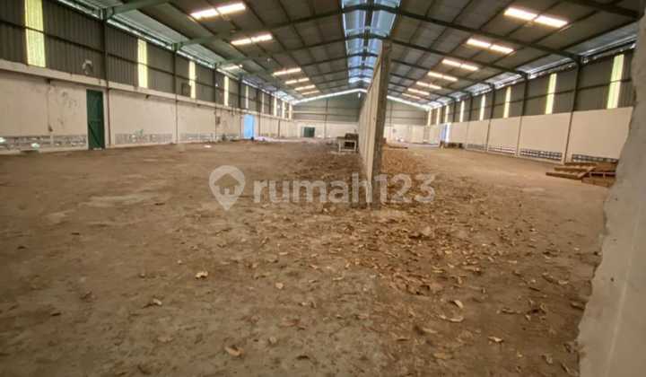 Tanah kosong & bangunan tua 17605 m2 Kota Sukabumi. 