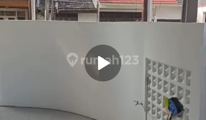 Kost Baru 15 Kamar dengan Kamar Mandi Dalam + Toko + Token PLN 1