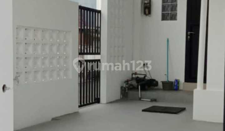 Kost Baru 15 Kamar dengan Kamar Mandi Dalam + Toko + Token PLN 2