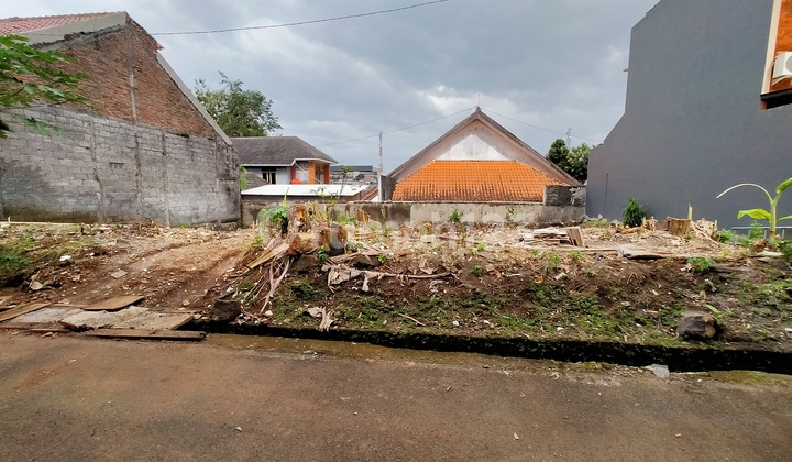 Sell Ready-to-Build Plots in Banyumanik 1