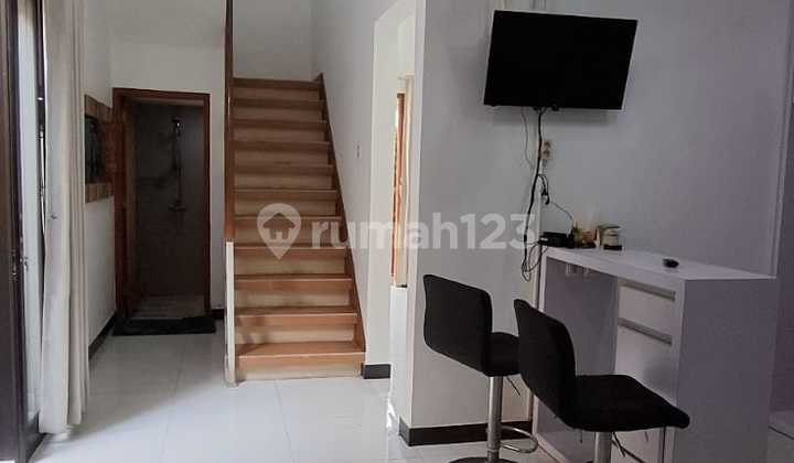 Disewakan Rumah 2 Lantai Full Furniture Tembalang 2