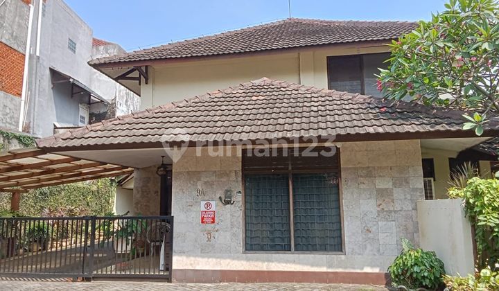 Rumah Mewah Asri Tanah Luas di Bawah NJOP Letak Strategis di Ragunan, Jakarta Selatan