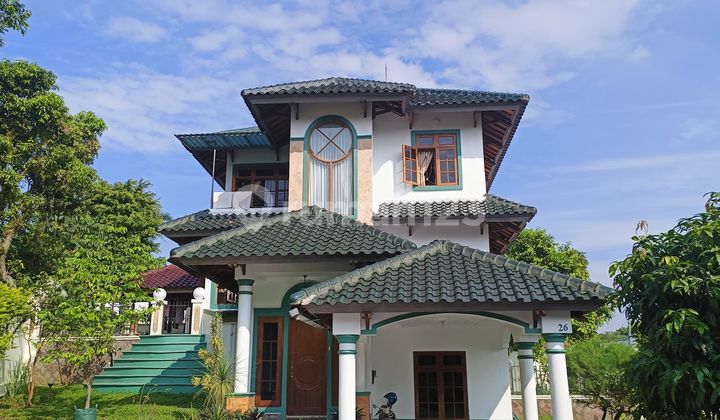 Luxury Home Panorama Golf & Bukit Hambalang, Dekat Tol Jagorawi!