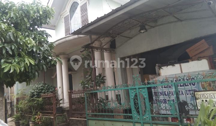 Strategic 3-Story House Near CCM & Toll Access to Sentul and Angkot 2