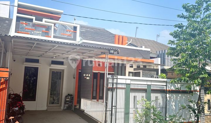 Rumah 2 Lt Di Grand Sentul The Holly. Ada Playground. Dekat Tol.