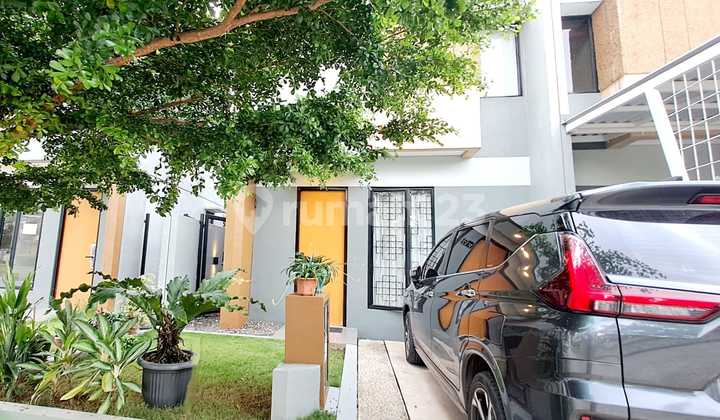 Cool House 3BR Semi-furnished, Park View, In Front of Sentul Toll Road 2