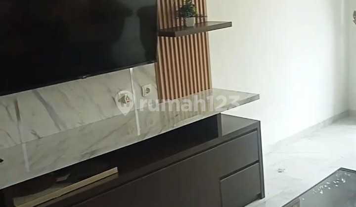 Dijual Apartemen Graha Cempaka Mas 3+1 Kamar Luas 94m2 Full Furnish