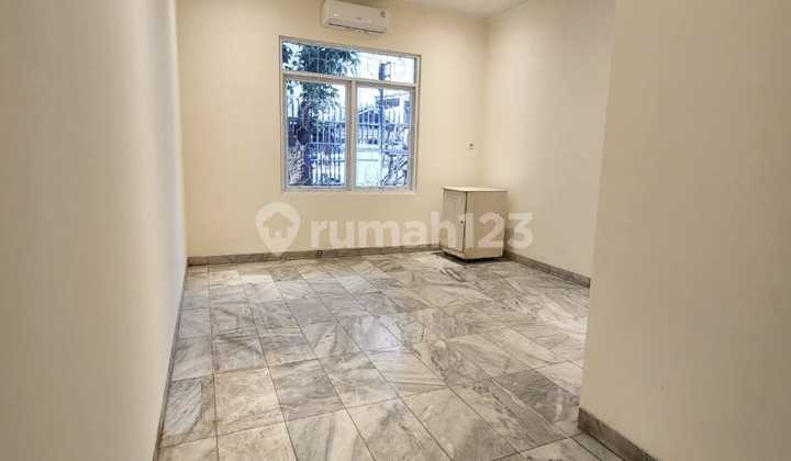 Hot Rent Sunter Agung Area 416M² Rent Only 150 Million/Year Interested? Hot Rent Sunter Agung Area 416M² Rent Only 150 Million/Year Interested?