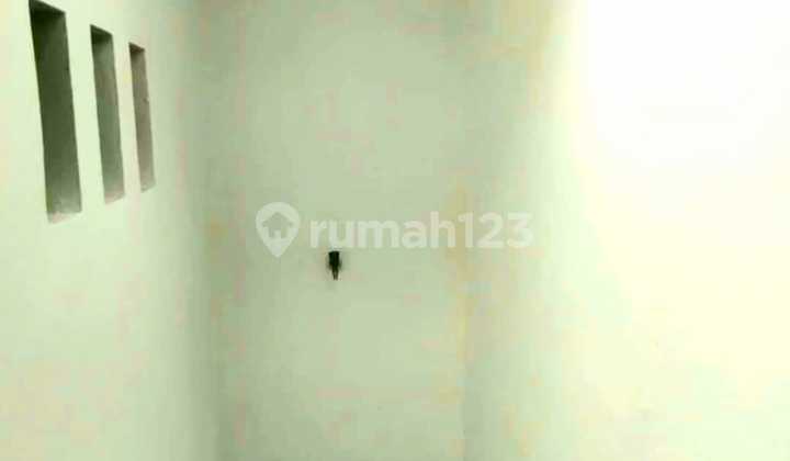 Hot Sale Rumah Rapi 2 Lantai Kelapa Gading Siap Huni Hanya 1.7M Megooo 2