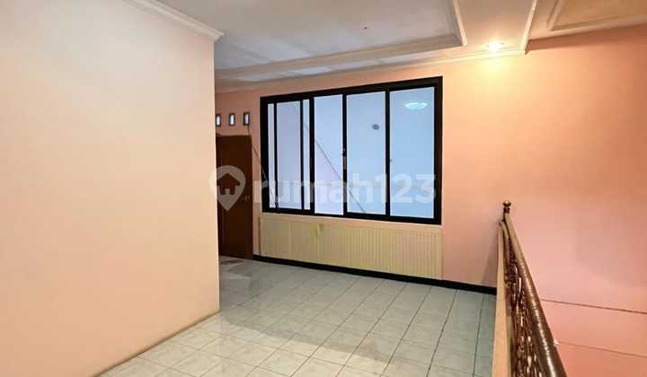 Hot Sale Sunter Agung 2.5 Floors 7 X 21 Only 3.5 M Negotiable 2