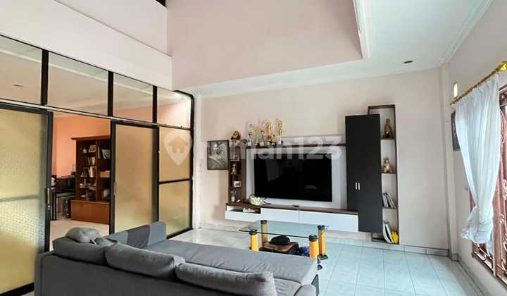Hot Sale Sunter Agung 2.5 Floors 7 X 21 Only 3.5 M Negotiable