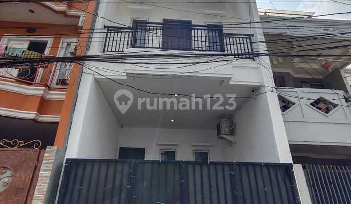 Hot Sale Neat Sunter 3-Storey House Ready to Occupied Only 1.8M