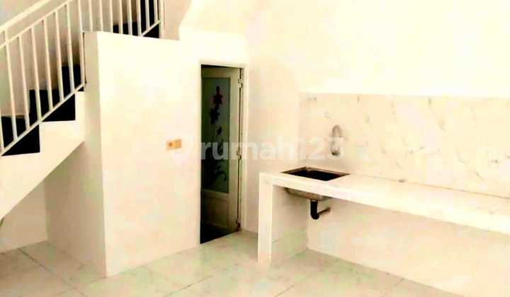 Hot Sale Neat 2-Story House in Kelapa Gading Ready to Occupy Only 1.7M Megooo