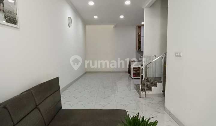 Hot Sale Rumah Kelapa Gading Bagus Antibanjir 3 Lantai 6 X 15 Hanya 3M Nego Hot Sale Rumah Kelapa Gading Bagus Antibanjir 3 Lantai 6 X 15 Hanya 3M Nego