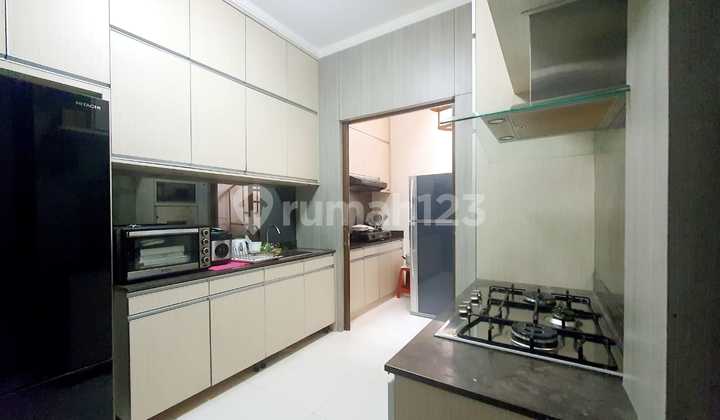 Rumah Lokasi Strategis Area Discovery Bintaro Jaya 2