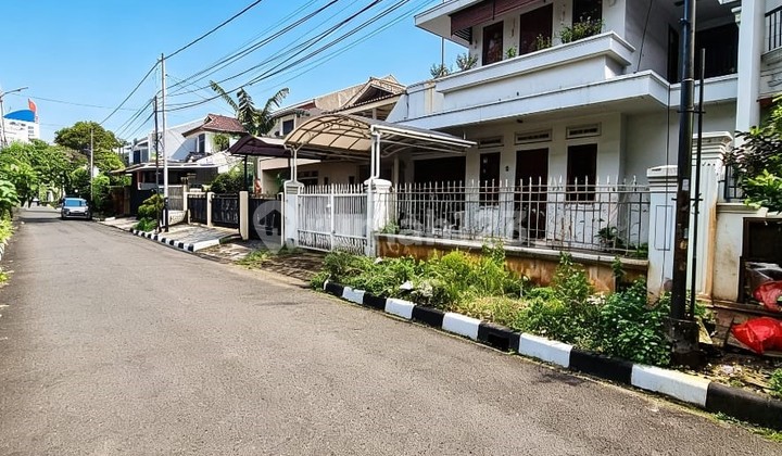 Rumah di Bawah NJOP Jalan Lebar di Pondok Indah Rumah di Bawah NJOP Jalan Lebar di Pondok Indah