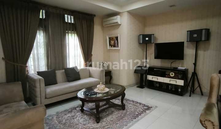 Luxury Ready-to-Occupy House Near Pondok Indah in Bintaro, South Jakarta 2