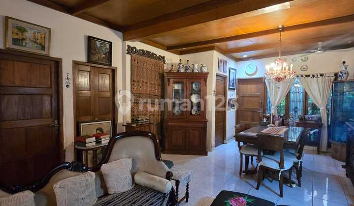 Rumah Bagus Siap Huni Jalan Lebar dan Lokasi Strategis di Senopati 2