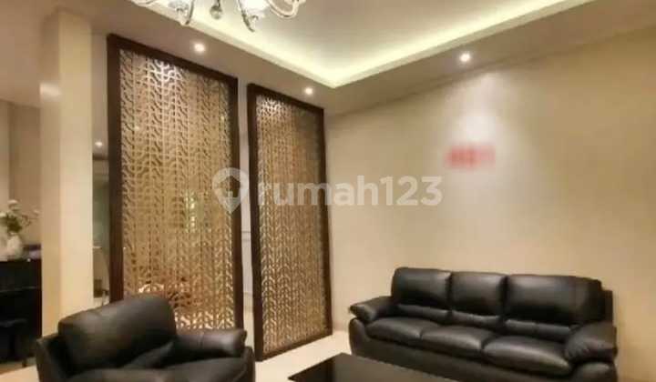 2-Story House in Cluster B for Quick Sale, Negotiable Until Deal in Pejaten