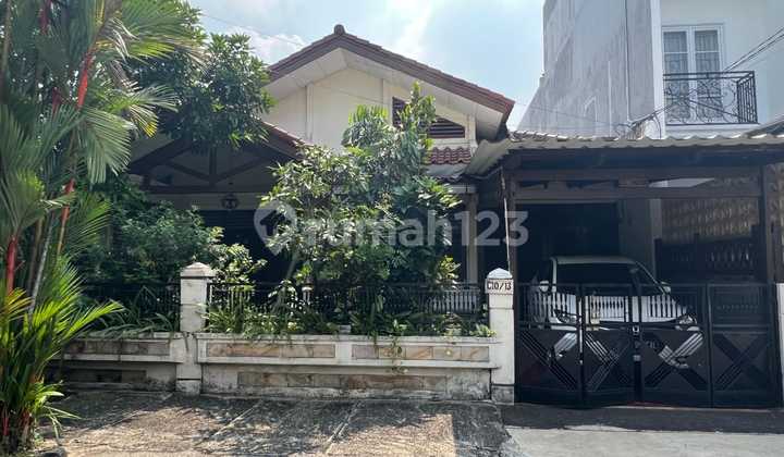 Dijual Rumah di Perumahan Bumi Karang Indah (BKI) - Jakarta Selatan