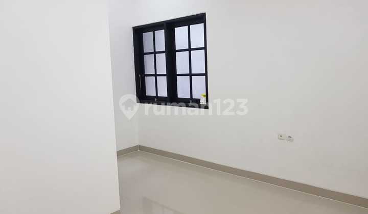 New Ready-to-Occupy House for Sale in Jatiwaringin, Pondok Gede (Beside Pertamina Housing Complex) 2