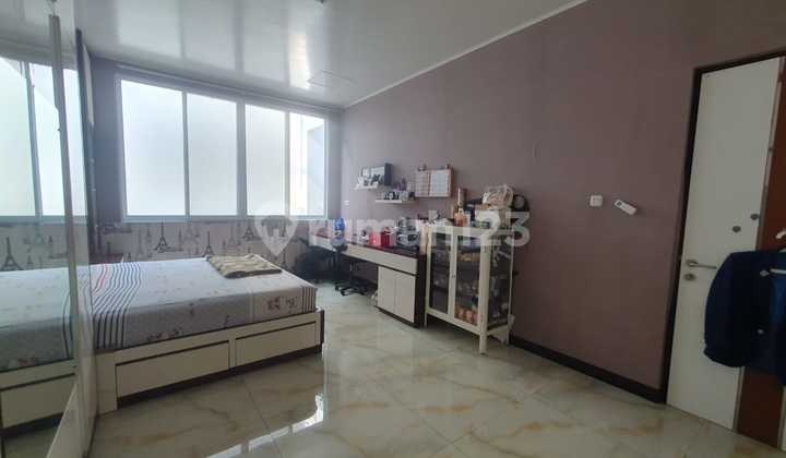 For Sale 4-Story House Taman Surya Kalideres Negotiable 2