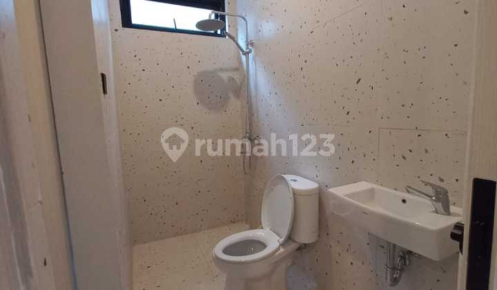 Dijual Rumah Baru Strategis dan Nyaman di Balboa Estate Hillside Pamulang 2