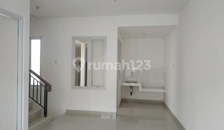 Two-Story Belle Fleur Citra Raya House for Sale 2