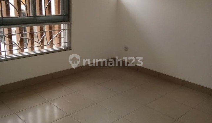 *ANDIKA* NICE HOUSE SIZE 5X16M IN GARDEN VILLE COMPLEX, CITRA RAYA 2