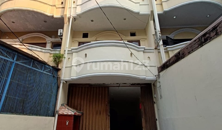 *ANDIKA* Strategically Located Shop House 5x25M in Teluk Gong