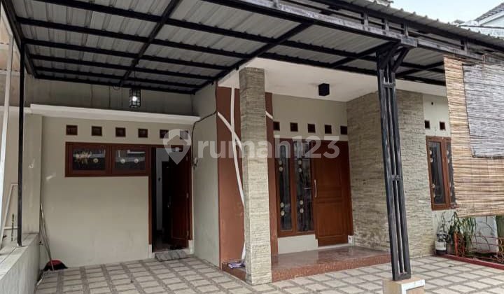 Rumah Cantik di Cluster Ada Satpam 24 Jam Jalan Perum Lebar 2