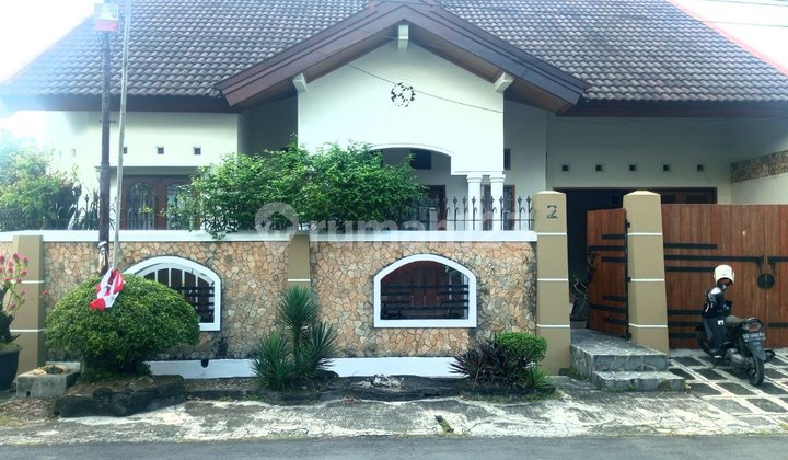 Nice House Wide Access Central Solo City Strategic Location Near Manahan Stadium