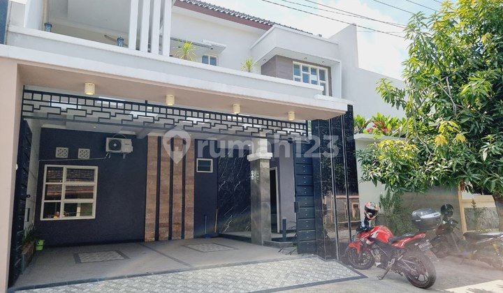 Rumah Mewah 2 Lantai Akses Lebar Dekat Manahan Solo
