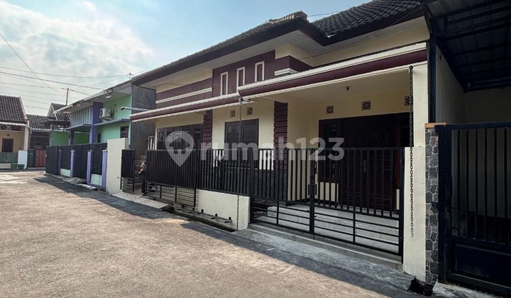 Rumah Cantik Murah Harga Spesial Strategis Dekat Hotel Alana 2