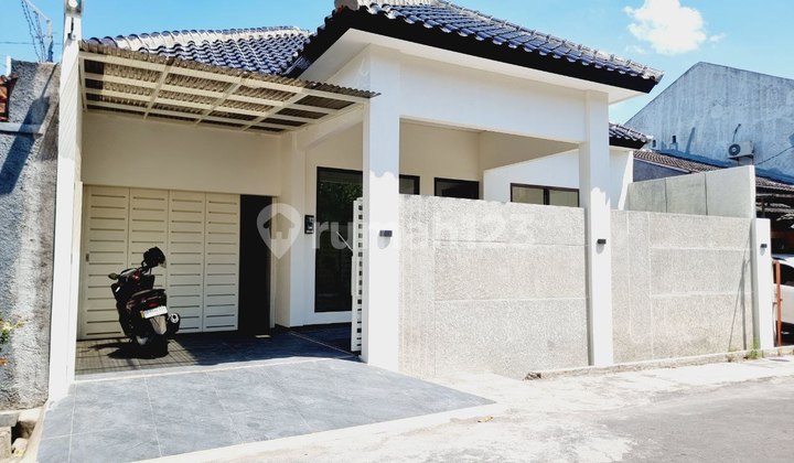 Rumah Baru Mewah Siap Huni 1 Lantai Luas Tanah 182 Strategis Lingkungan Premium Perumahan Jajar Solo Kota