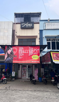 For Sale 3-Story Shop House Ready to Use in Sentul Babakan Madang 2