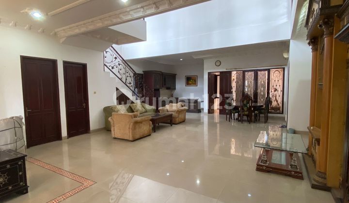 DIJUAL RUMAH MEWAH dan SIAP HUNI DI JATIWARINGIN JAKARTA TIMUR 