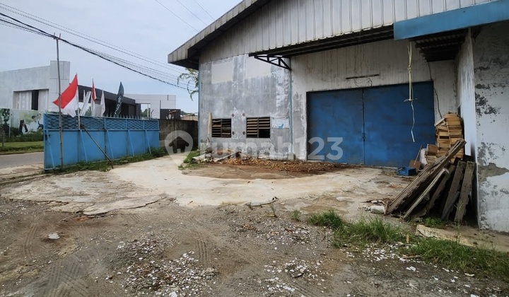 DIJUAL TANAH & BANGUNAN BERLOKASI STRATEGIS CILEUNGSI kab.Bogor 