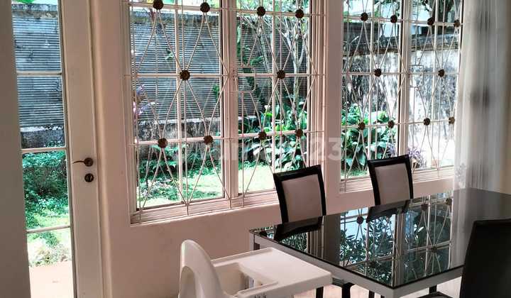 For Sale Ready-to-Live-In House Located in a Strategic and Comfortable Neighborhood