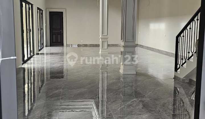 For Sale: Move-in Ready House in a Strategic Location with a Swimming Pool Inside.