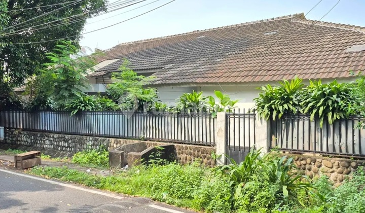 Rumah Mewah Nyaman Tengah Kota Jakarta Dekat Pusat Kota