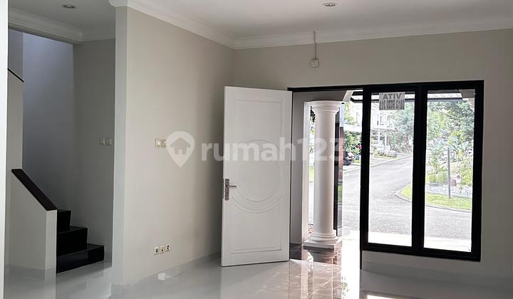 DIJUAL RUMAH CANTIK SELESAI RENOVASI 2 LANTAI, SIAP HUNI DIJUAL RUMAH CANTIK SELESAI RENOVASI 2 LANTAI, SIAP HUNI